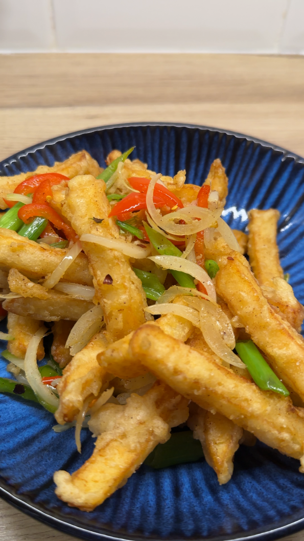 Salt & Chilli Chips (in light batter) in a serving bowl.