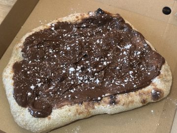 Nutella Pizza