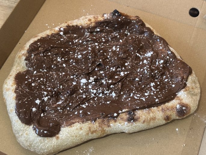 Nutella Pizza