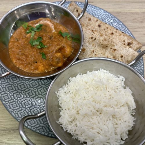 Basmati rice served with Indian takeaway style curry and a chapati.